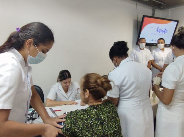 Sete Lagoas setzt die Arzneimittelpolitik des Staates um und eröffnet ein neues Hauptquartier für den Arzneimittelvertrieb